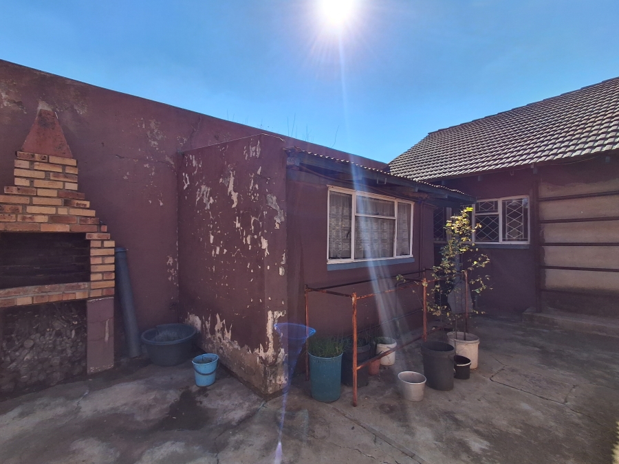 4 Bedroom Property for Sale in Wilkeville North West